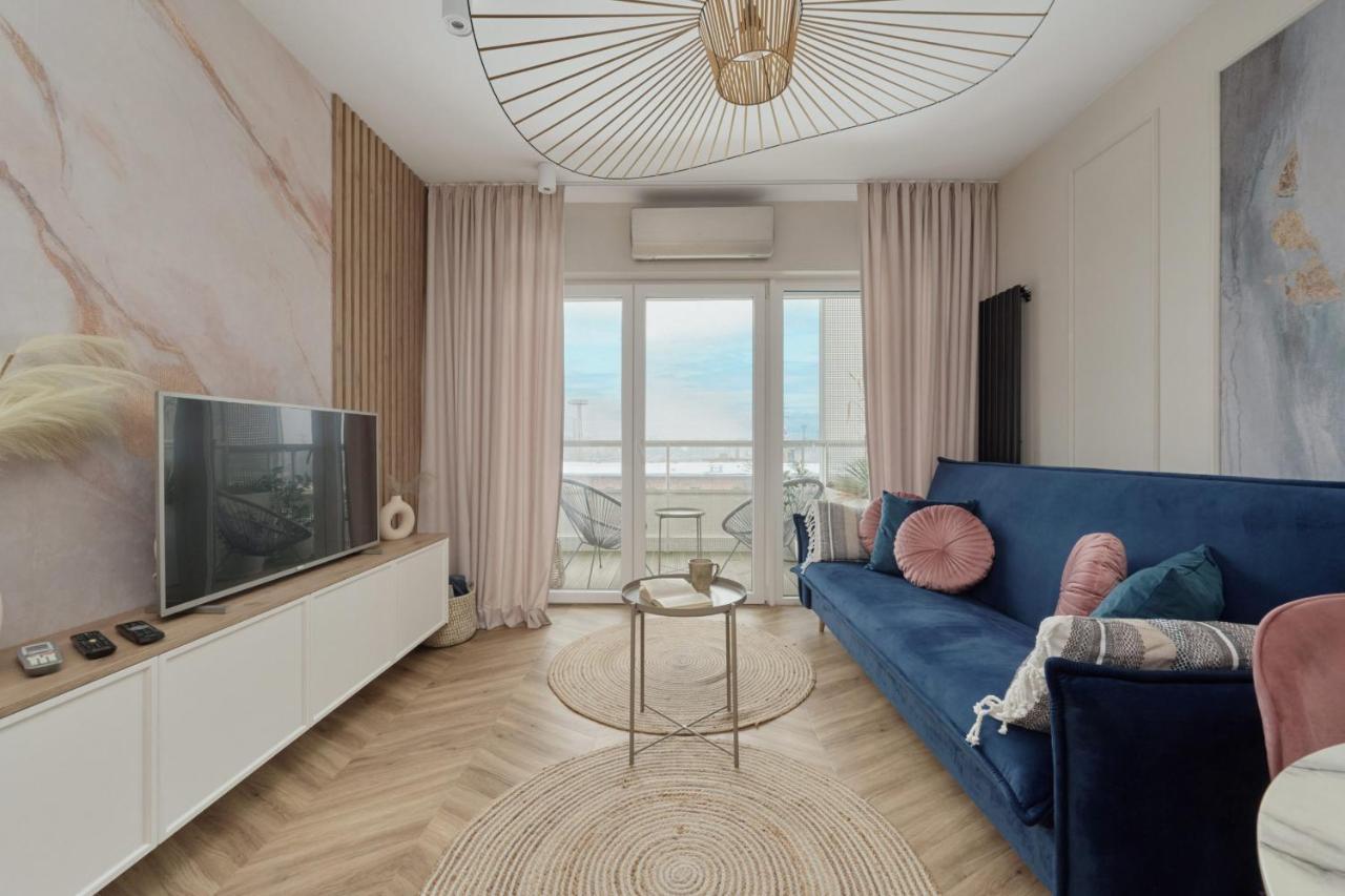 Elegant Apartment With Balcony Krakowska Wroclaw By Renters Prestige Exterior photo