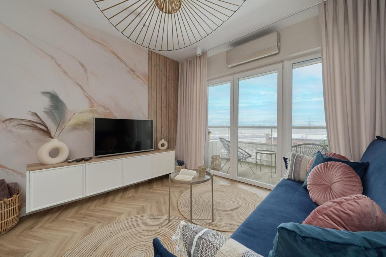 Elegant Apartment With Balcony Krakowska Wroclaw By Renters Prestige Exterior photo